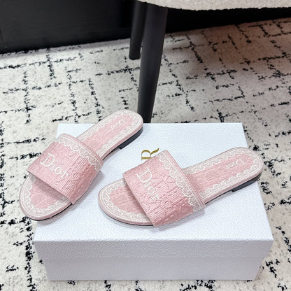 CD 26 Embroidered Slippers Pink Canvas 617082