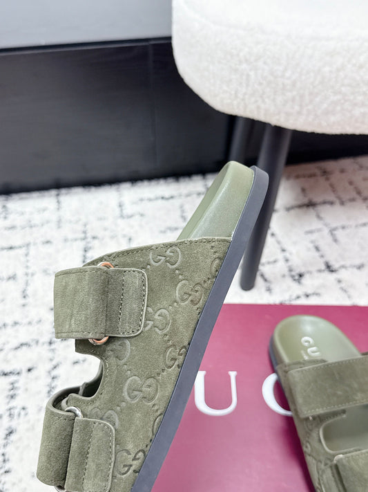 GG 26SS Sandals Olive Green Suede Sheepskin 641460