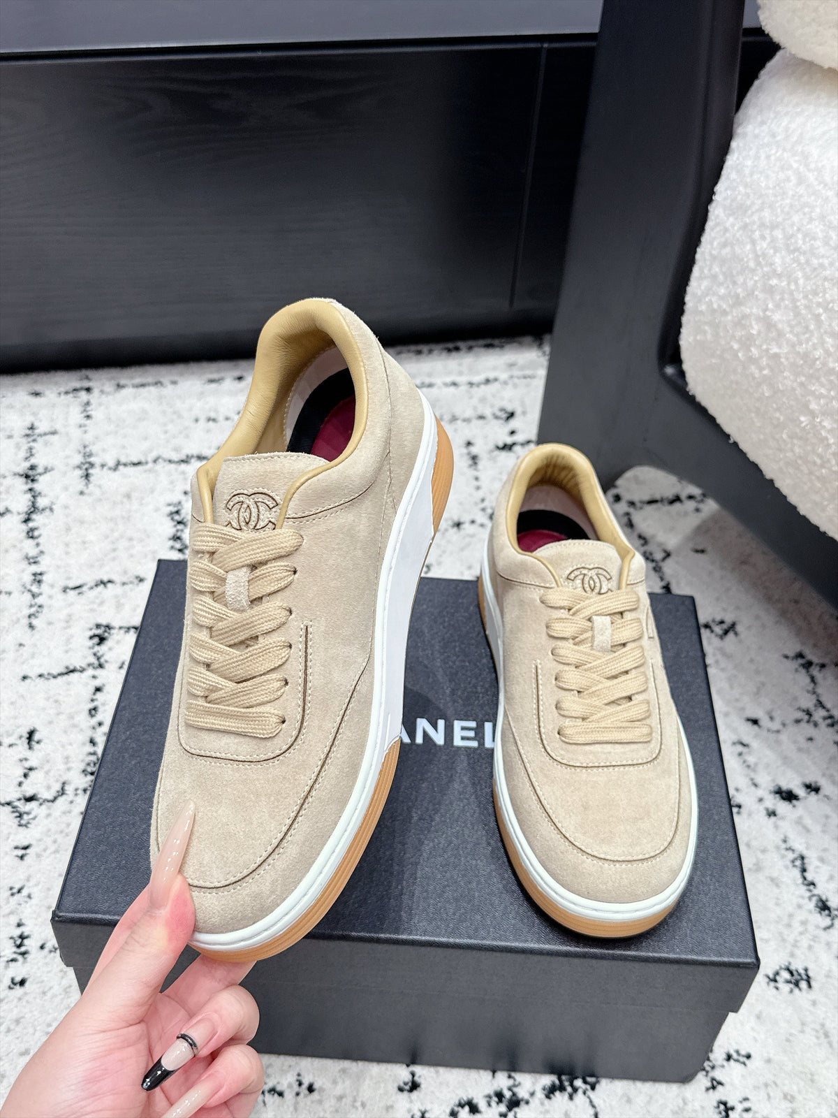 CC 26S Logo Sneakers 3.5cm Beige Suede 109957
