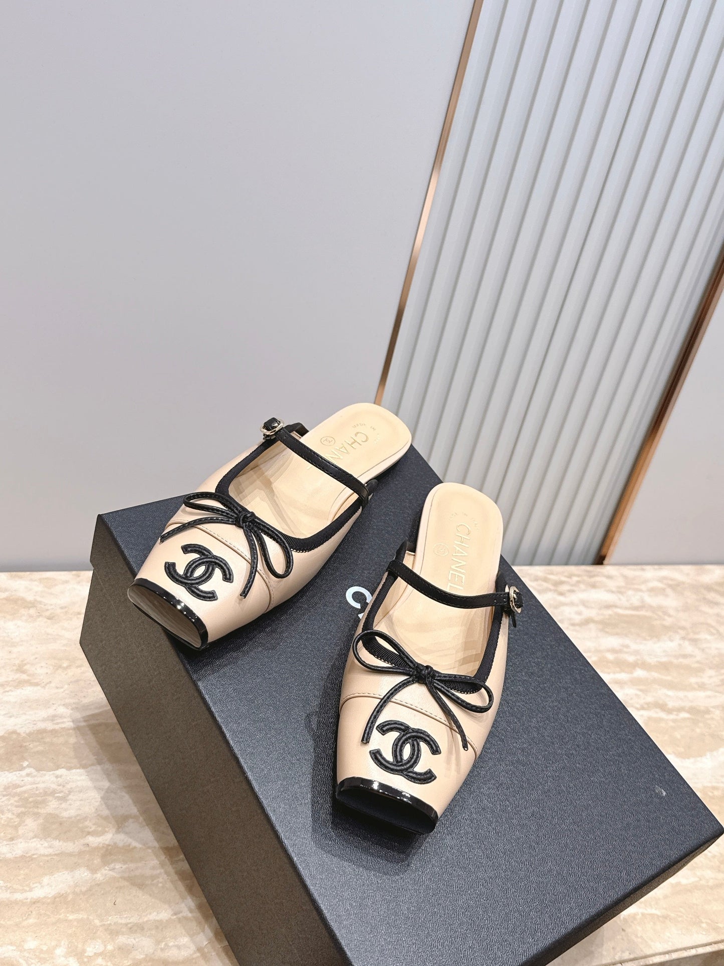 Chanel 2026 Mulle 10mm Calfskin 899072