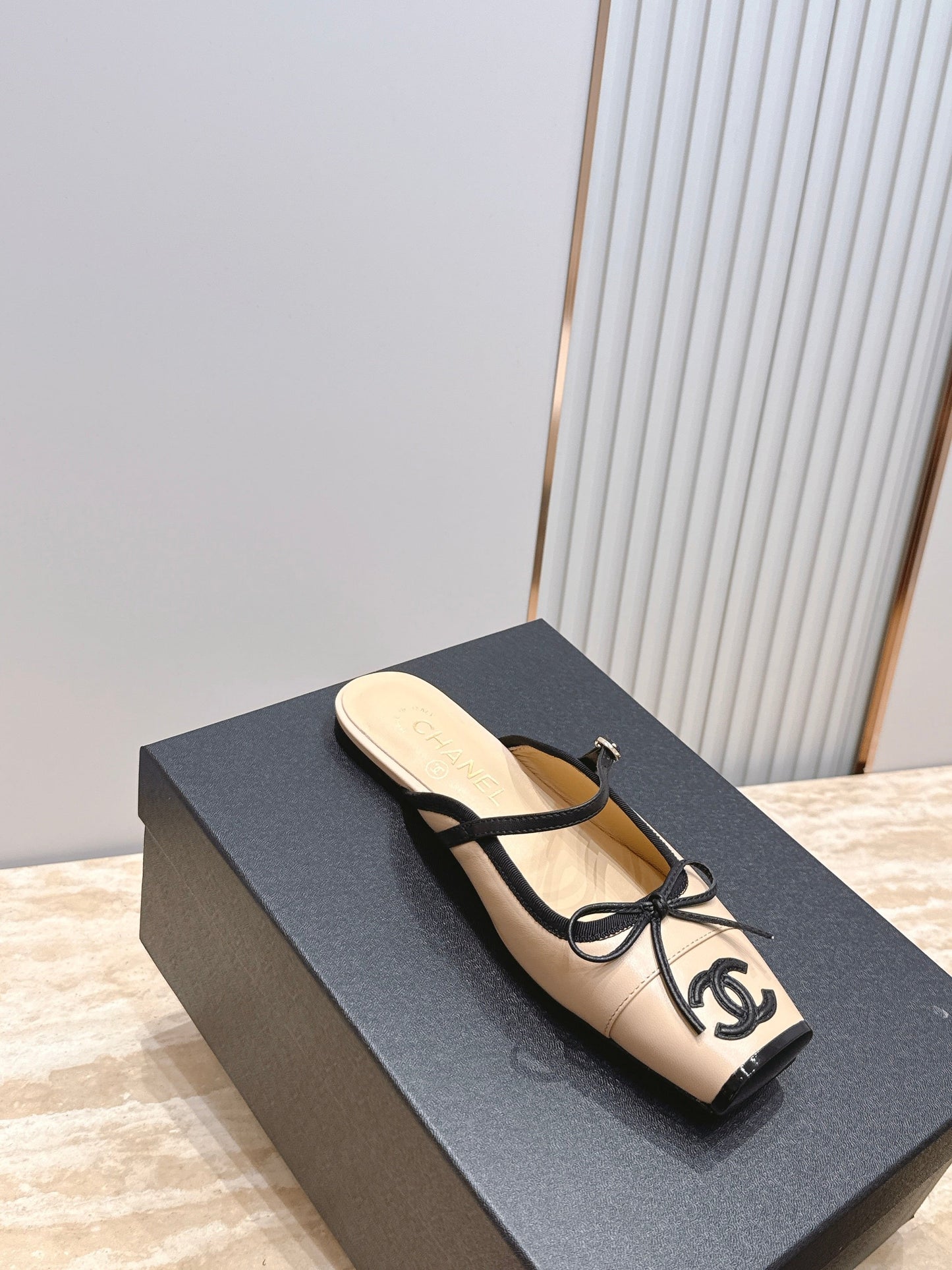 Chanel 2026 Mulle 10mm Calfskin 899072