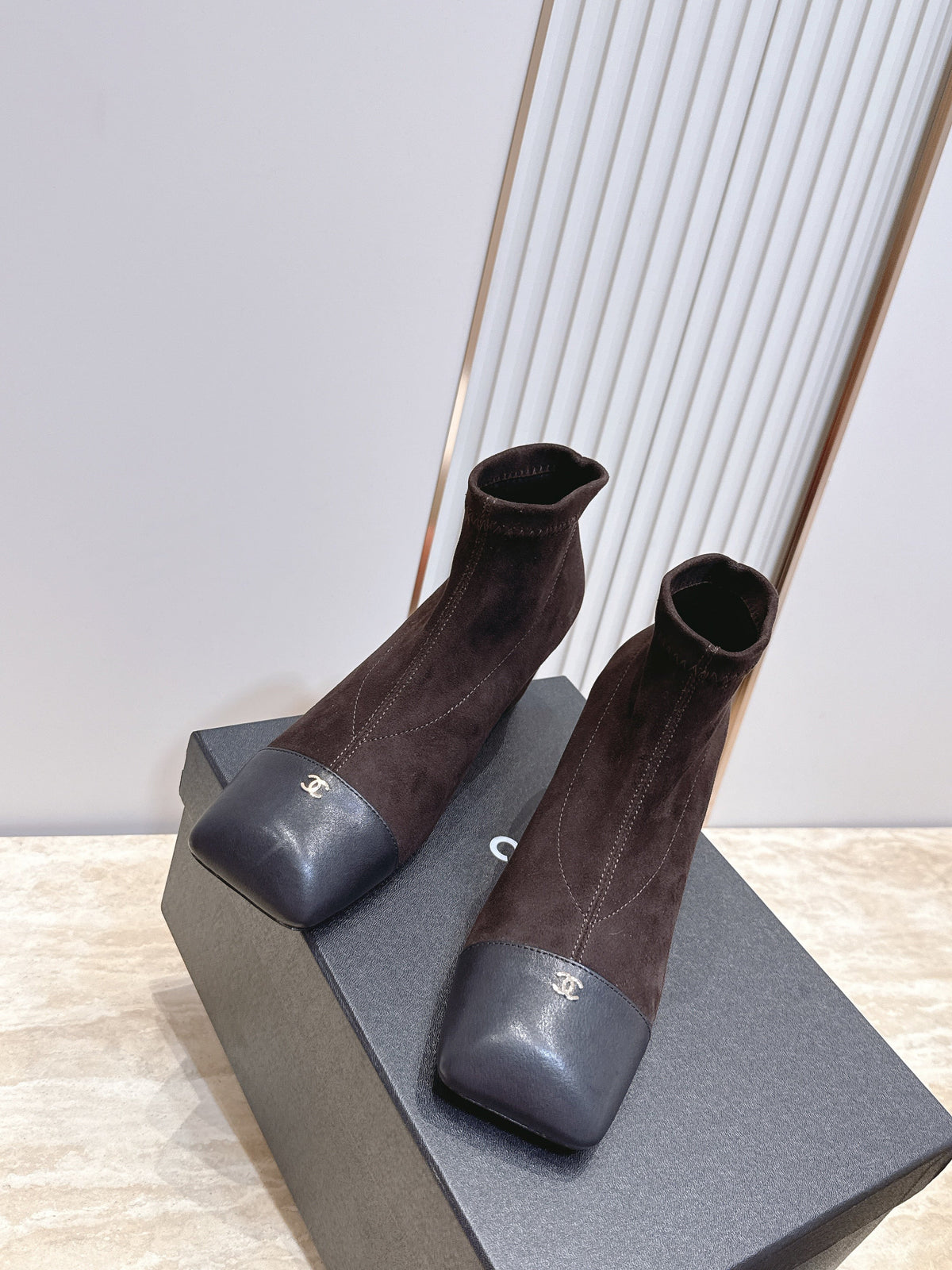 CC Suede Cap-Toe Ankle Boots Coffee Leather Suede 954087