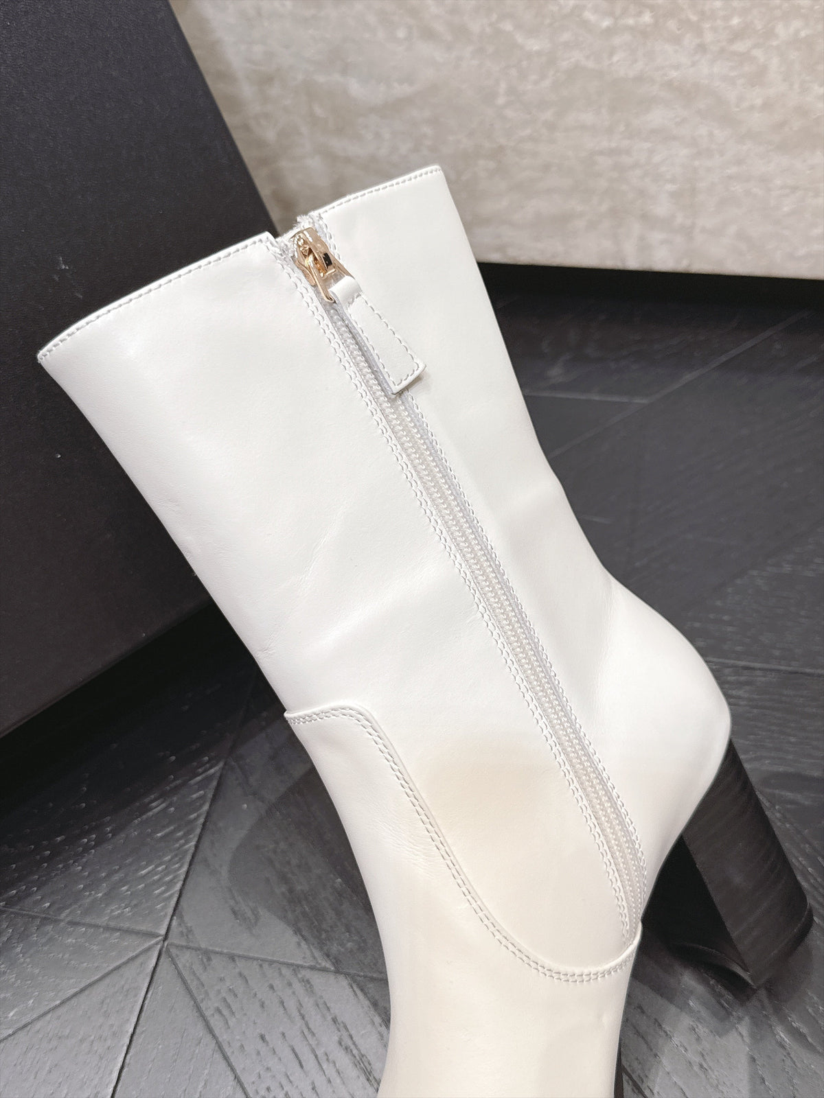 CC Autumn/Winter 2026 Ankle Boots 7cm White Calfskin 954125