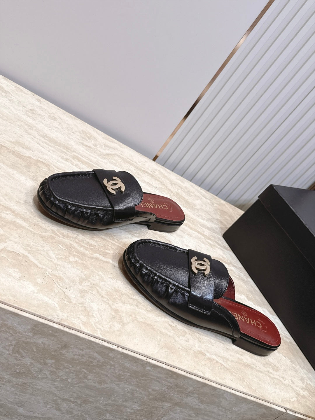 CC 26s Ruffled Mules Black Glossy Sheepskin 992382