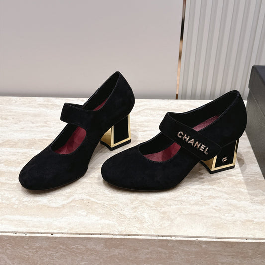 CC 26s Mary Jane Pumps 6cm Black Suede 121619