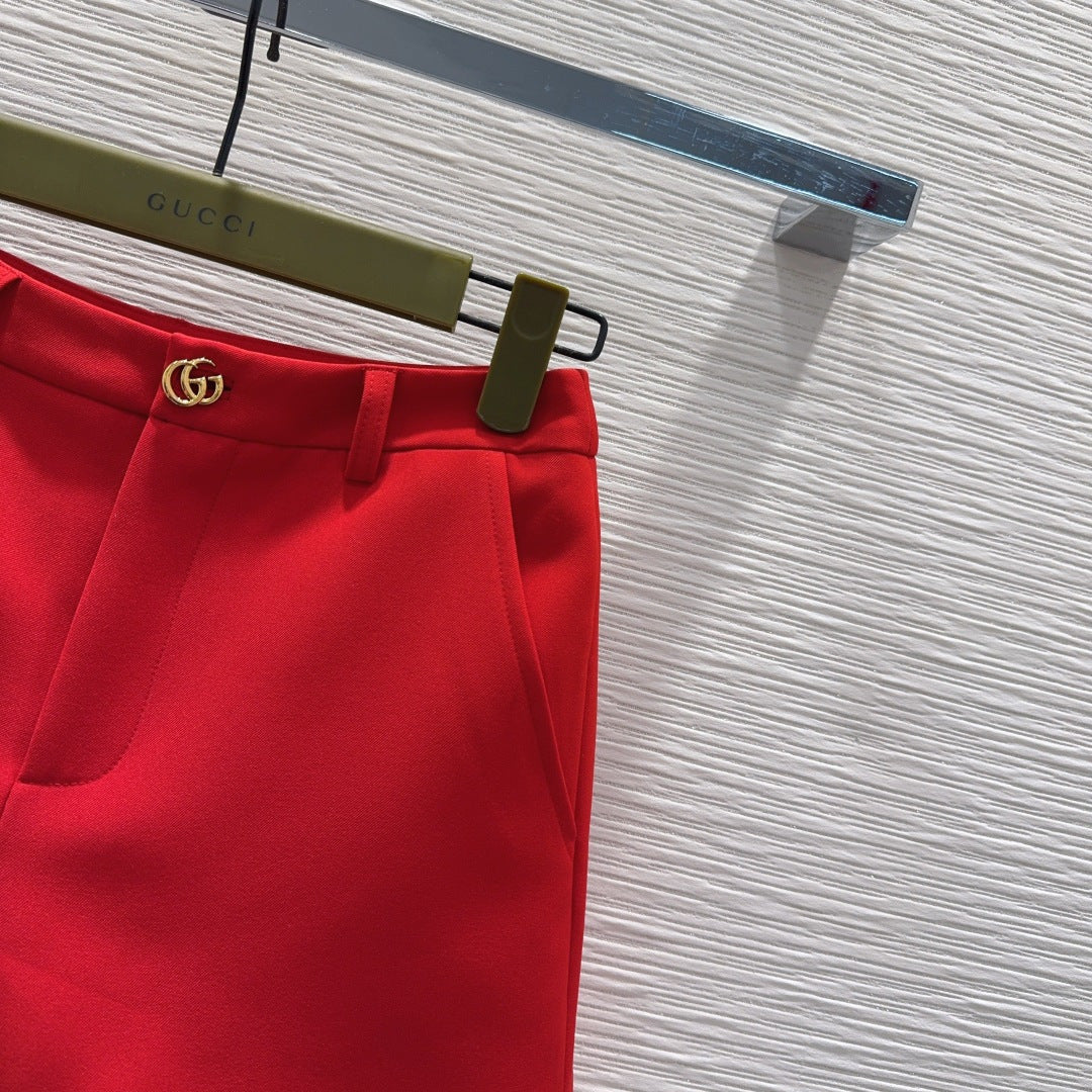 GG Crêpe Short With Double G Button Red Wool 346698