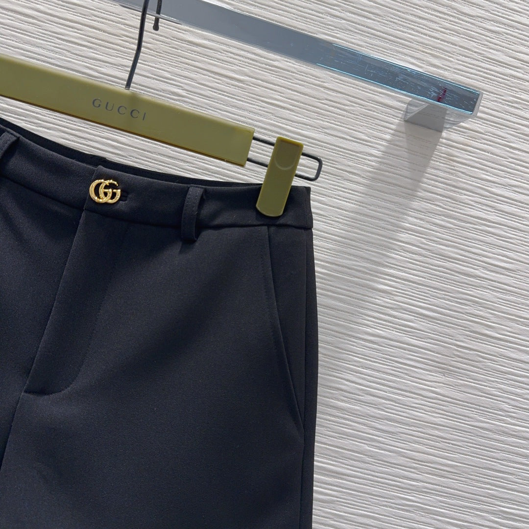 GG Crêpe Short With Double G Button Black Wool 346694