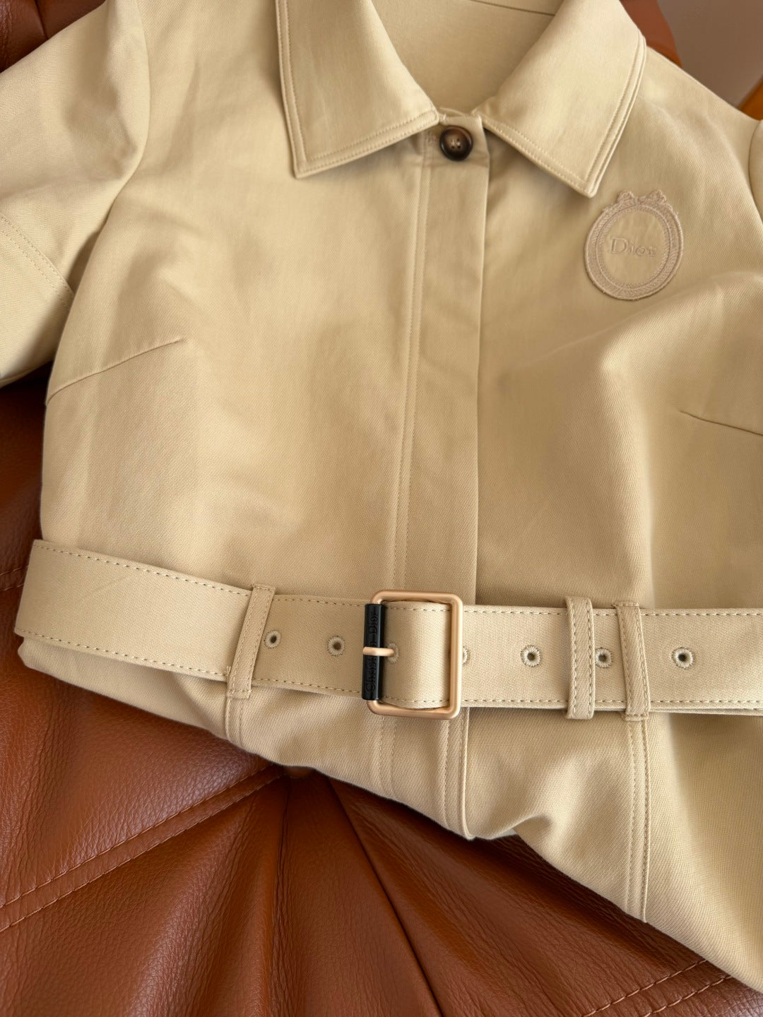CD 26s Médaillon Belted Shirtdress Khaki Cotton 396106
