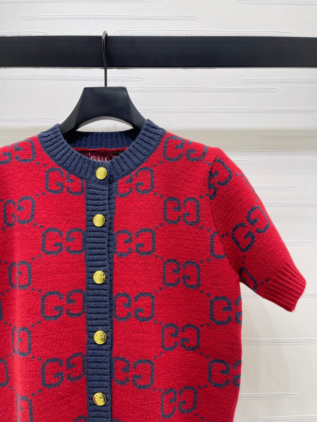 GG 26s Crew Neck Jacquard Short-Sleeve Cardigan Dark Blue Red Knit 343622