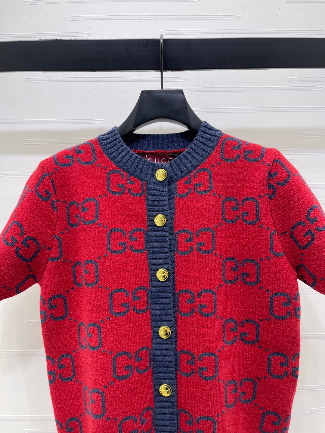 GG 26s Crew Neck Jacquard Short-Sleeve Cardigan Dark Blue Red Knit 343622