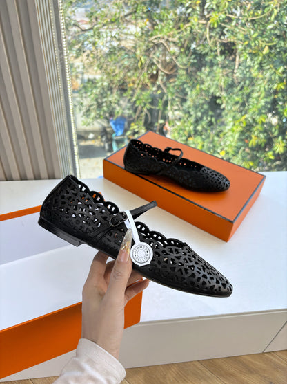 HM 26ss Pig-Nose Ballet Flat Black Cowhide 603928
