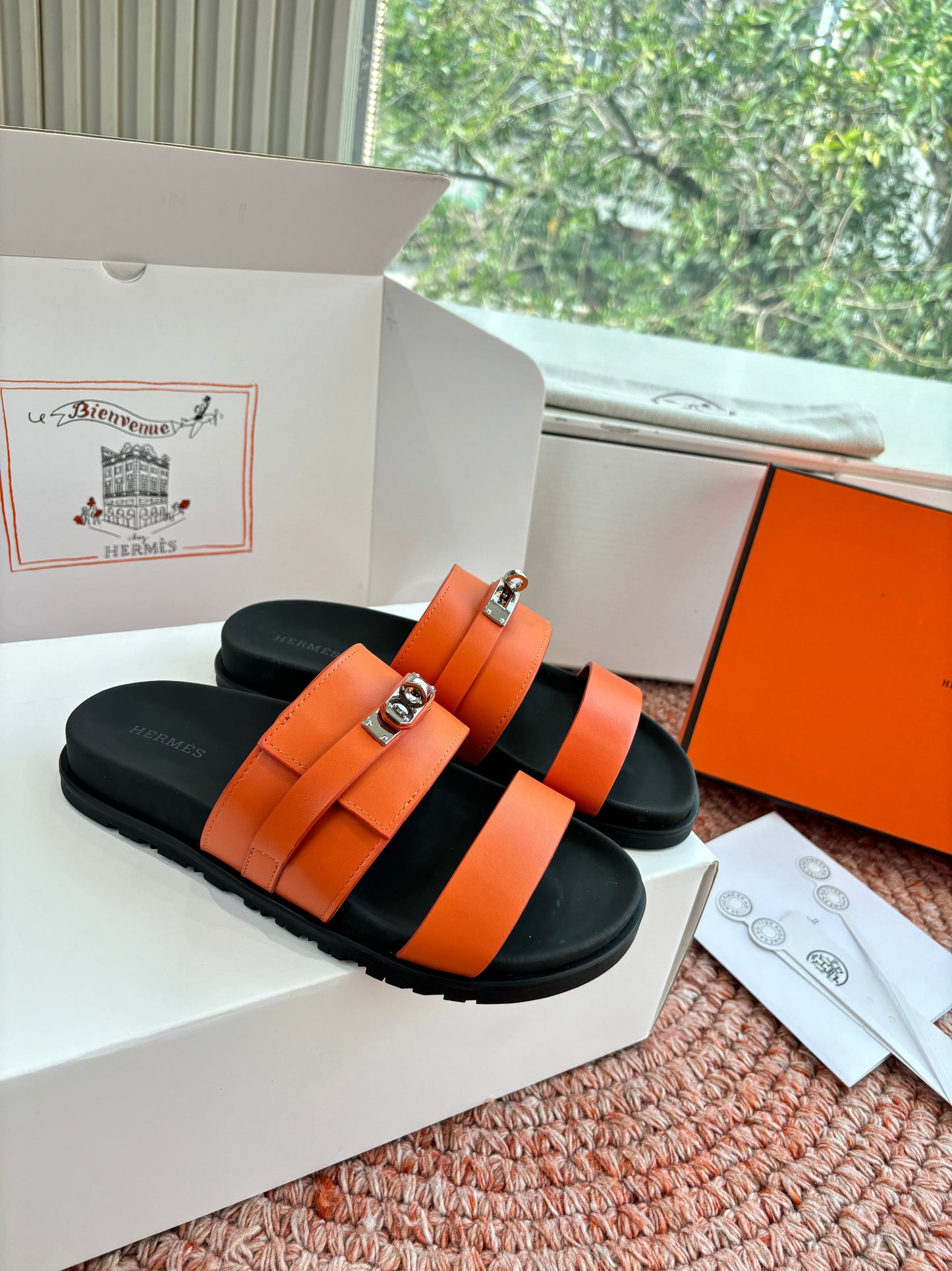HM Jackson Sandal Orange Black Leather 648476
