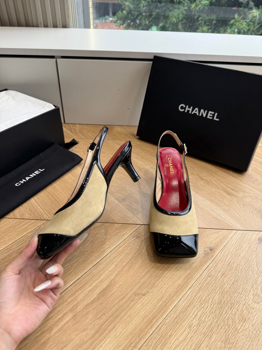 CC 26s Slingback Black Beige Suede Patent Leather 933121