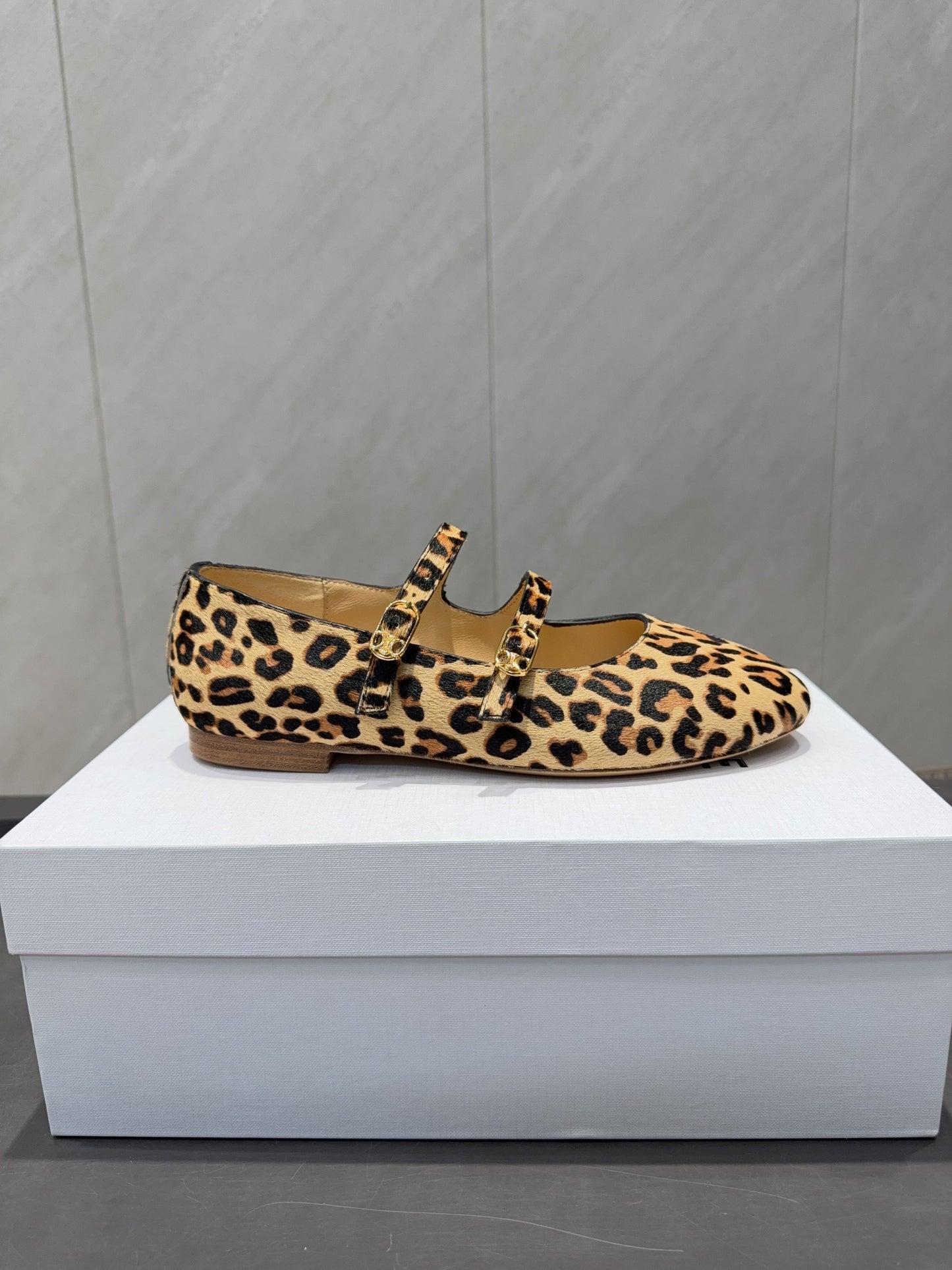 Celine 26 Ballet Flats Leopard Print Suede 614466