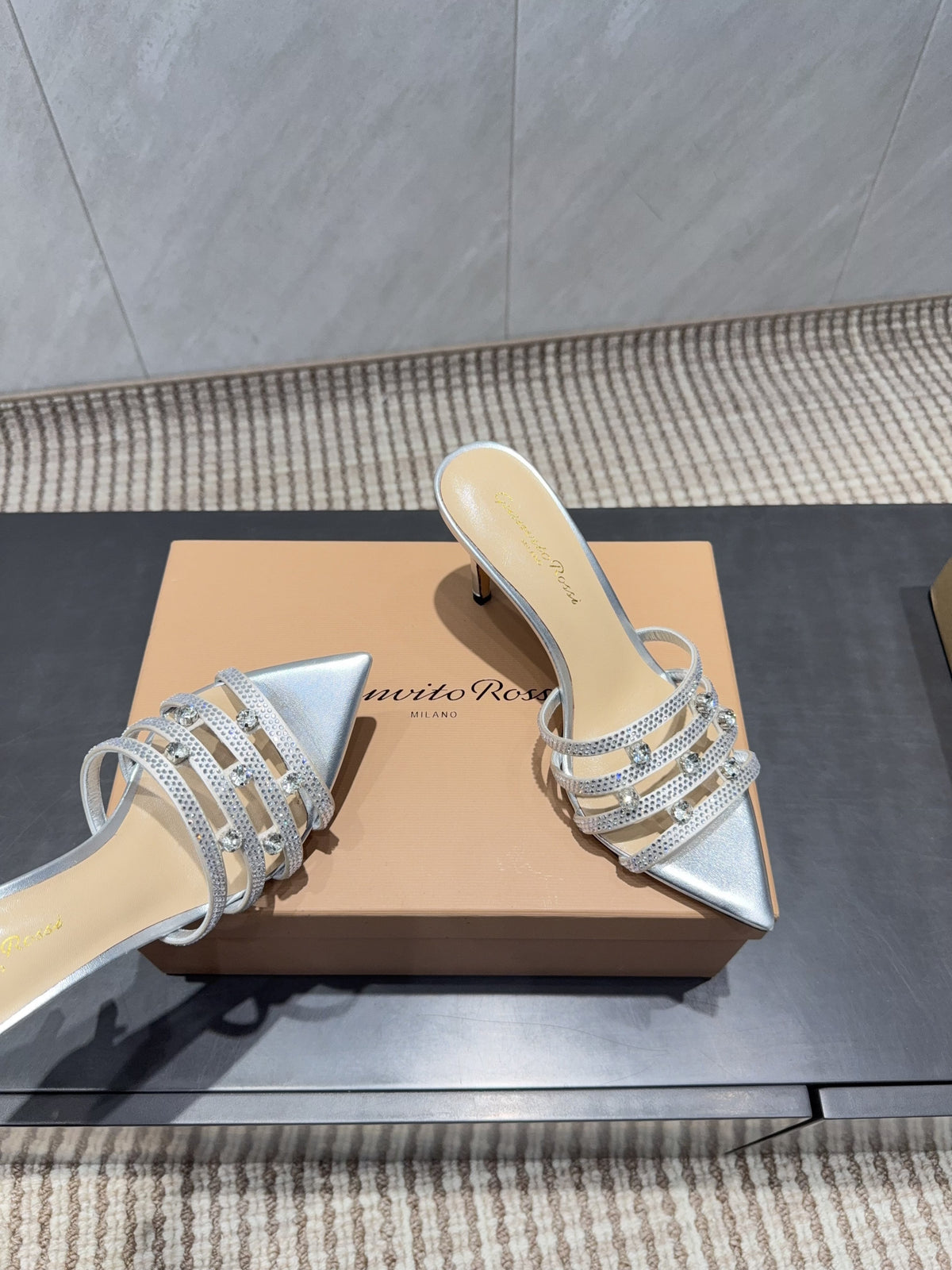 CL 26SS High Heeled Sandals 100 Metallic Silver Beige Sheepskin 613828