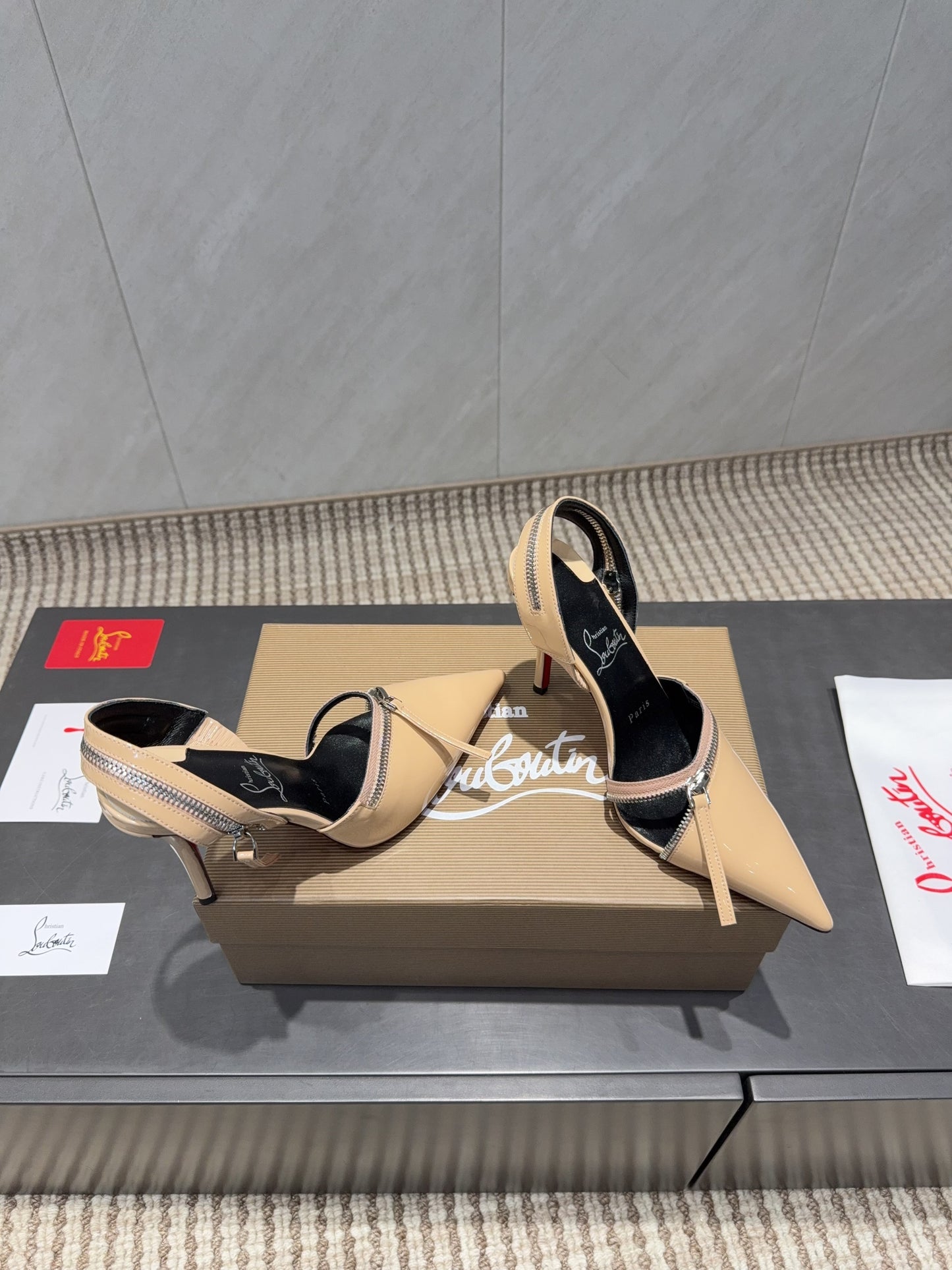 CL 26SS Slingback 100 Beige Patent Leather 613790