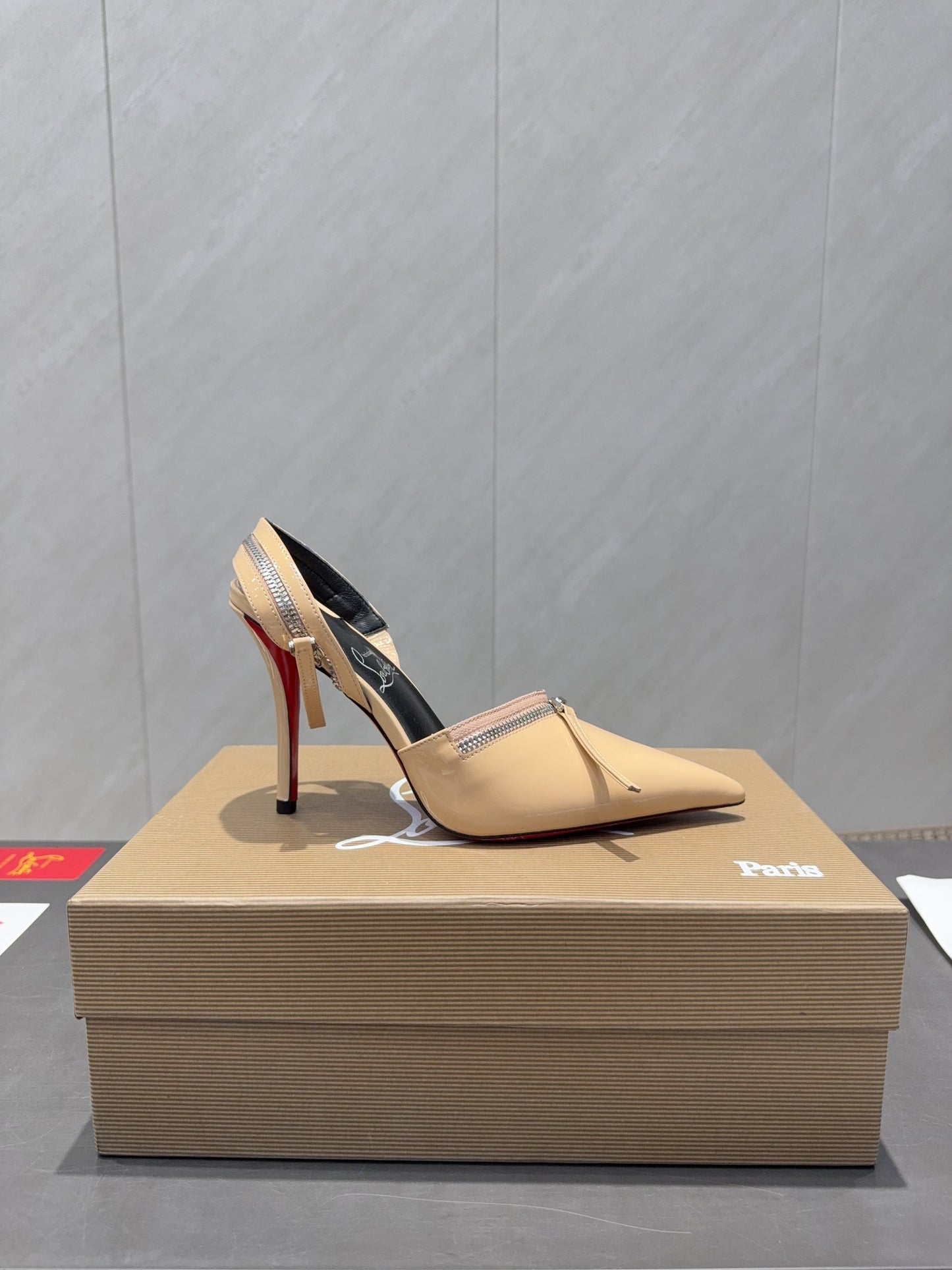 CL 26SS Slingback 100 Beige Patent Leather 613790
