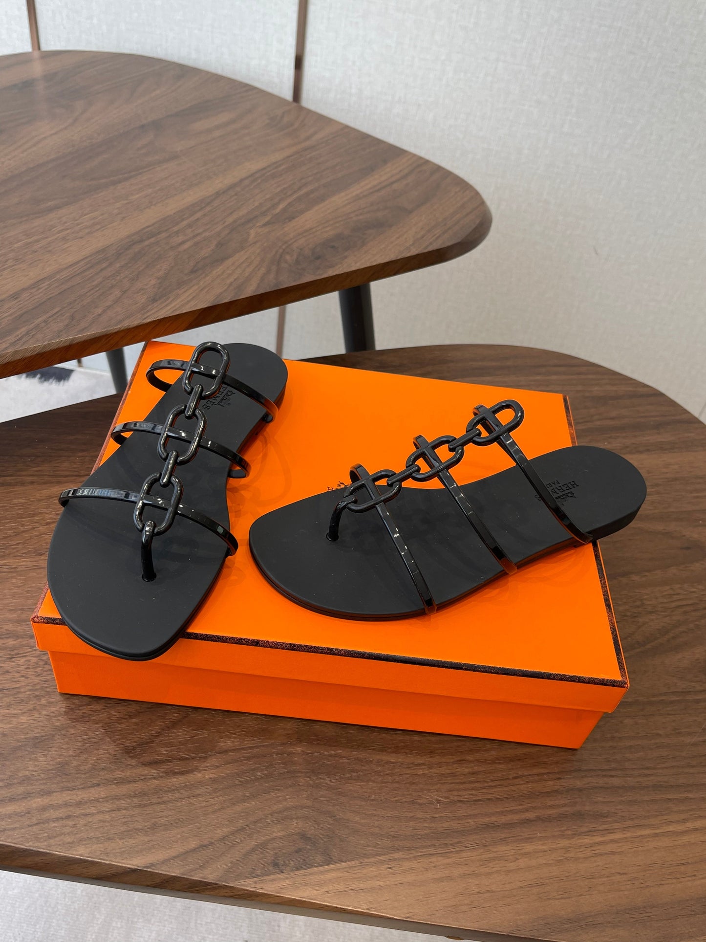 HM 26ss Pig Nose Sandals Rubber