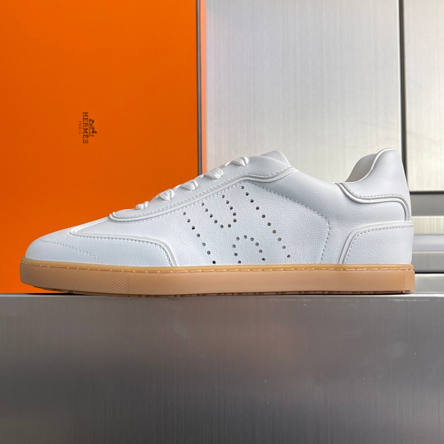 HM Match Sneaker White Sheepskin 609041