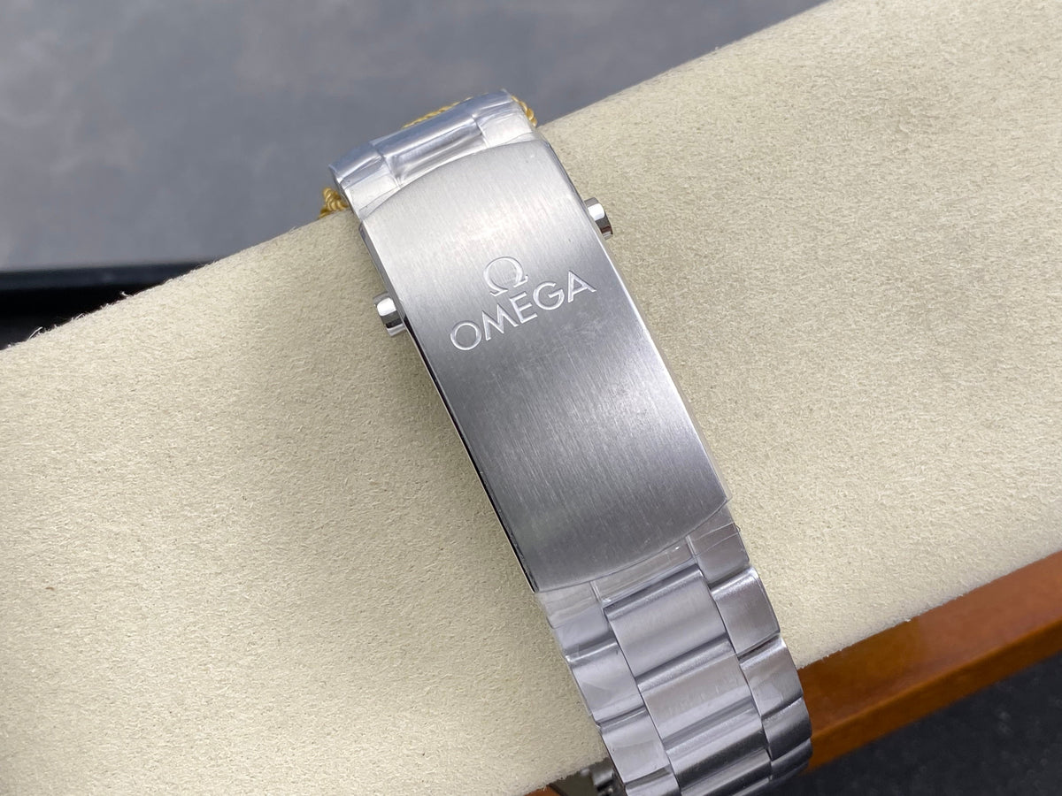 Omega Seamaster 46mm Blue Dial Sliver Case Blue Bezel Steel