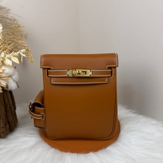 HM Kelly Jump Backpack Brown Cowhide Gold Hardware 270048