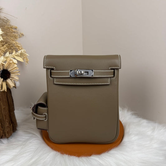 HM Kelly Jump Backpack Taupe Brown Cowhide Sliver Hardware 270042
