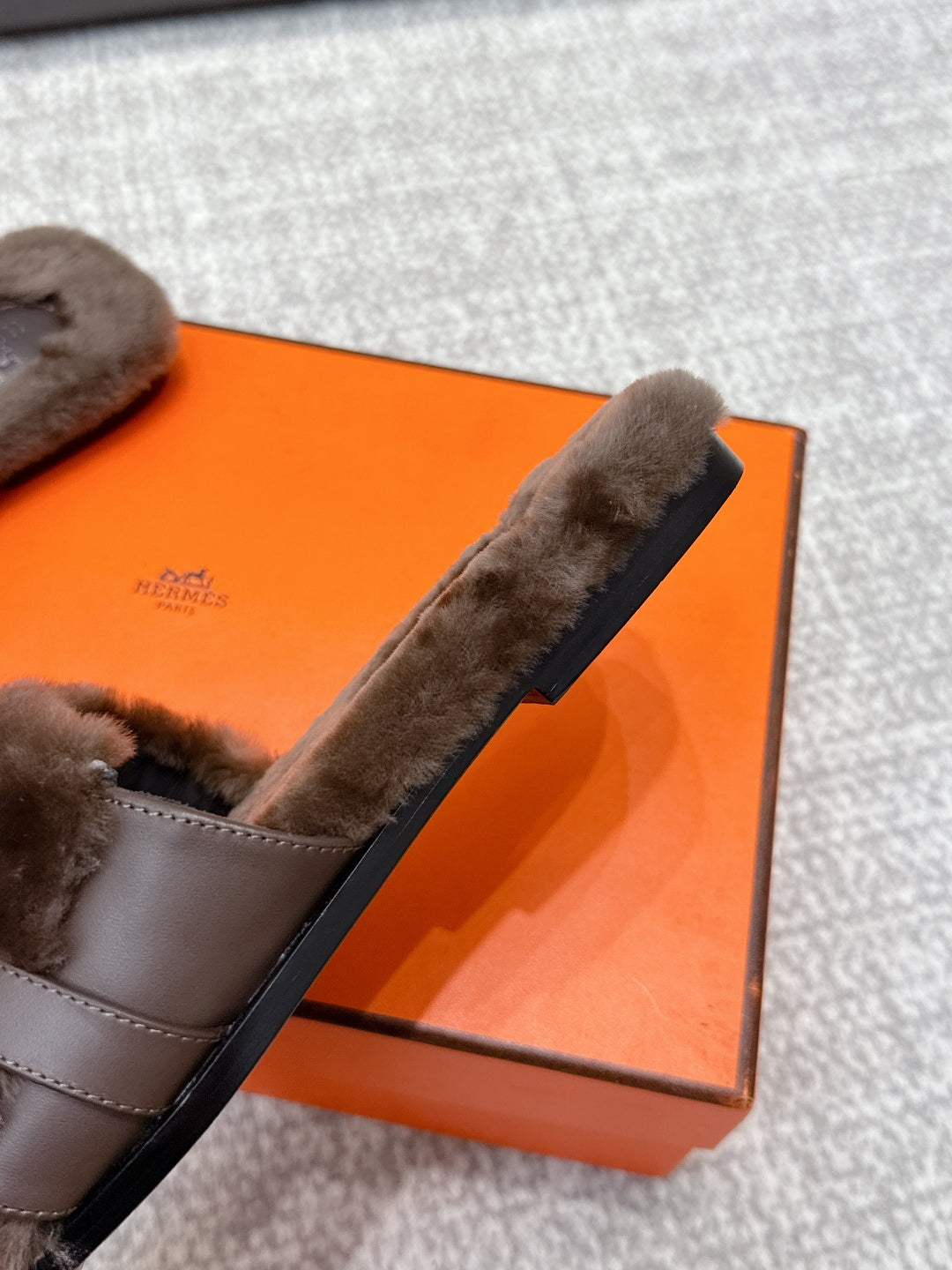 HM 25s Slipper with Buckle Dark Brown Fur462199