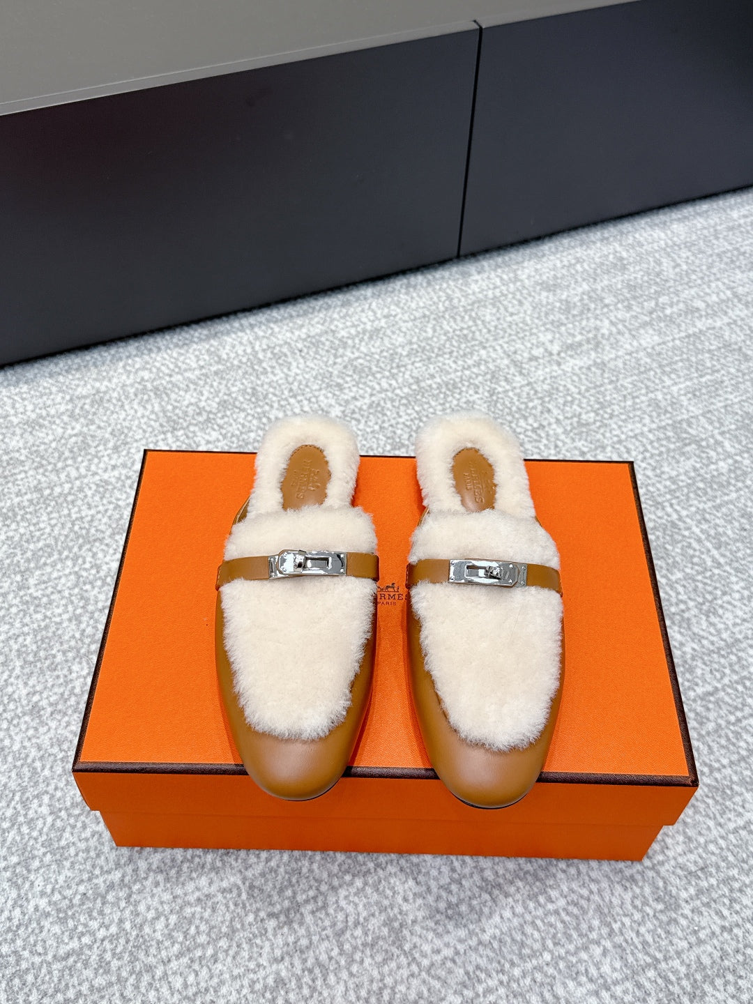HM 25ss Oz Mule Brown Goatskin And Shearling 461944