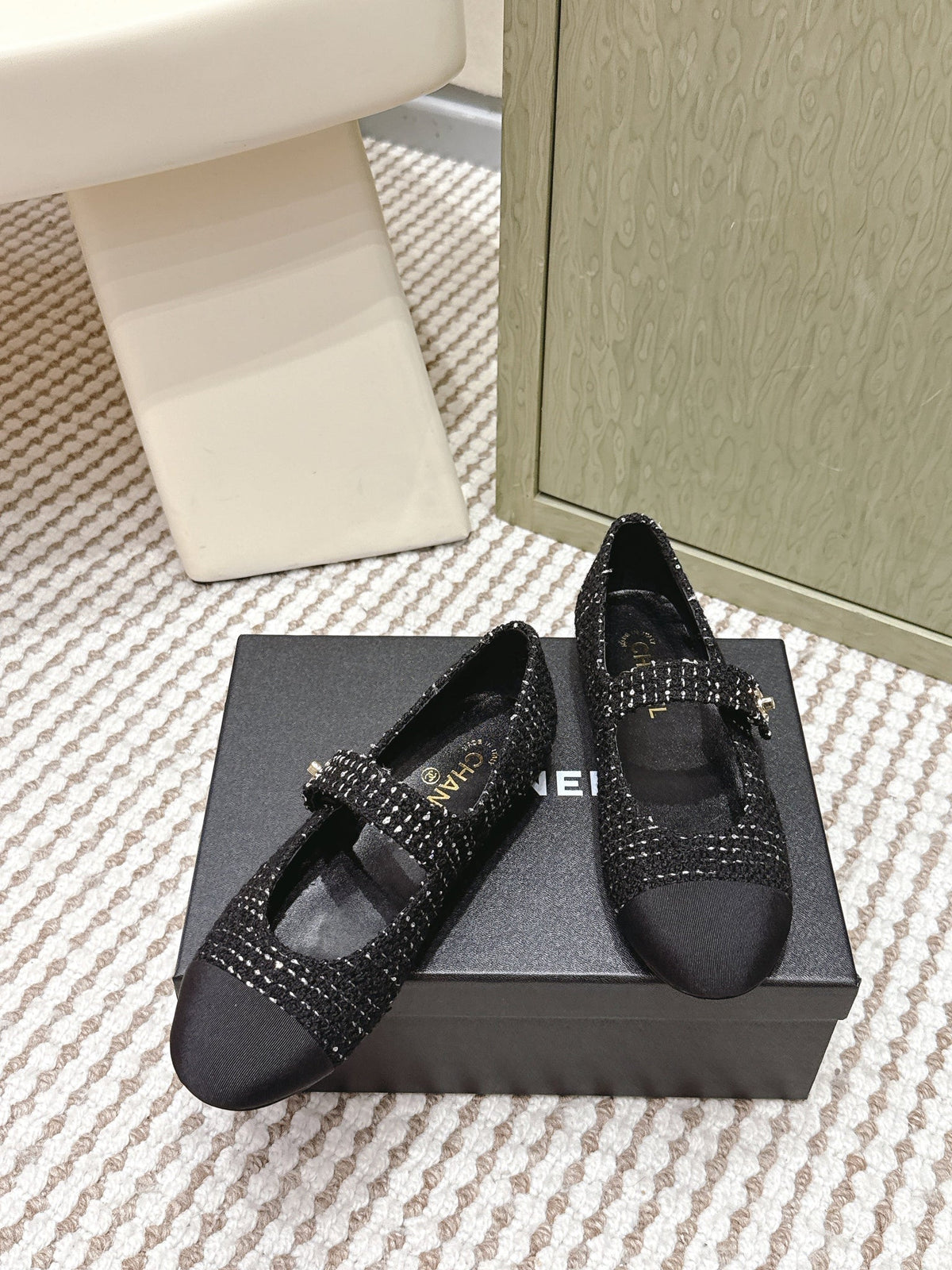 Chanel 25s Mary Jane Flat In Black Tweed With Cap Toe Gold Hardware