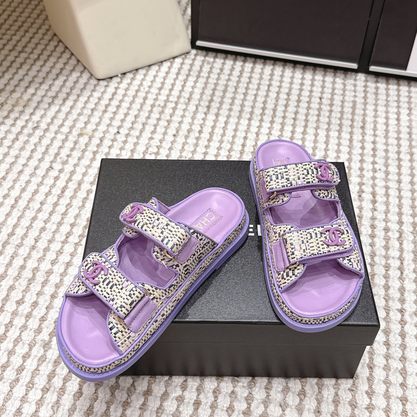 CC 26s Sandals Purple Beige Leather Raffia 632395
