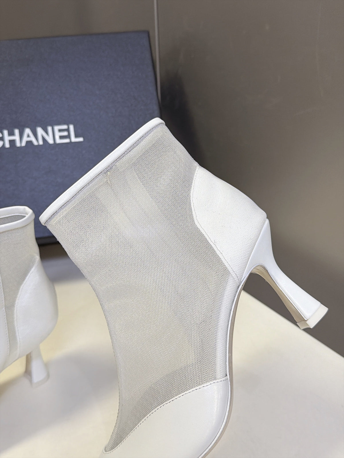 CC 26S Pointed Ankle Boots 5cm White Mesh Leather 113927