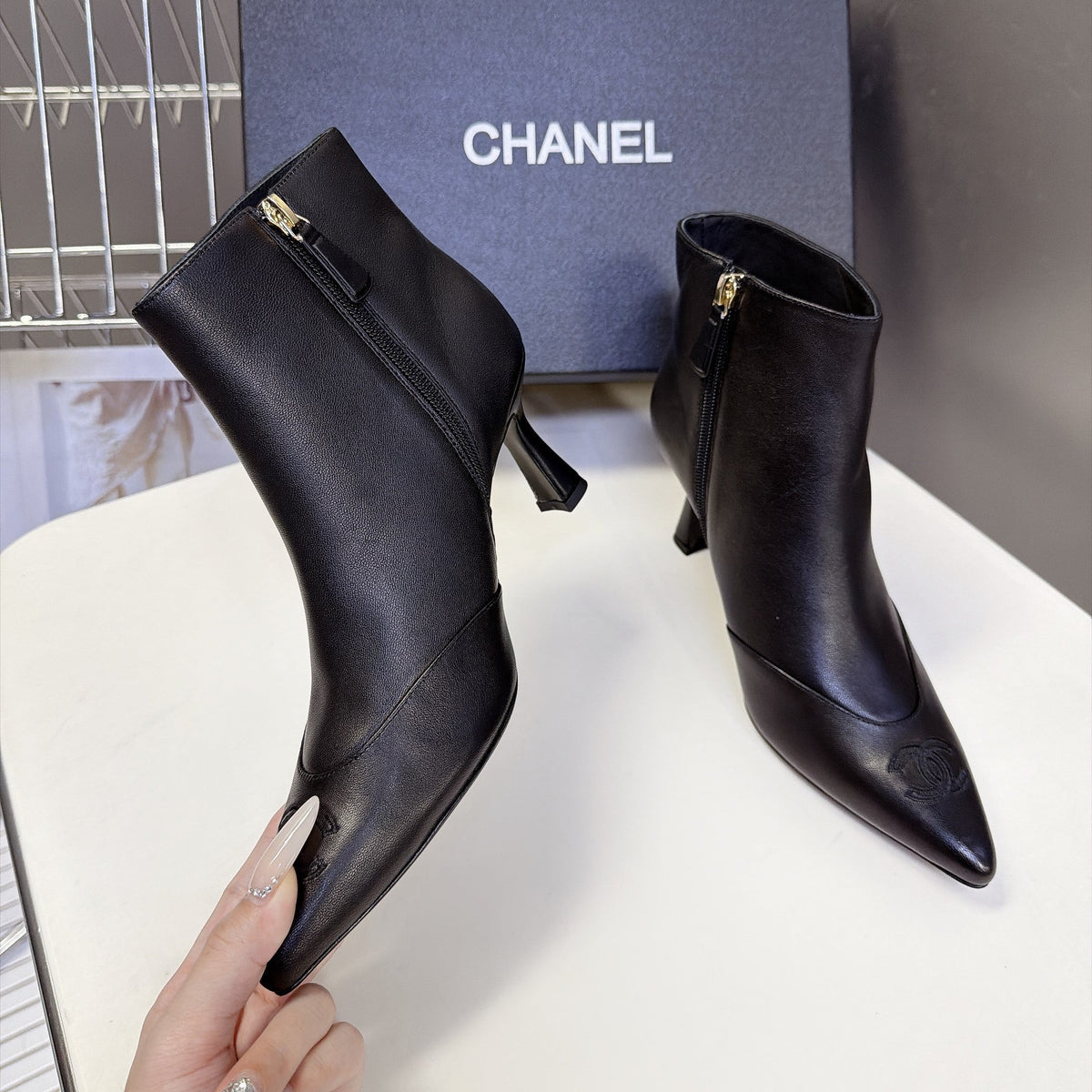 CC 26S Pointed Ankle Boots 5cm Black Smooth Leather 113934