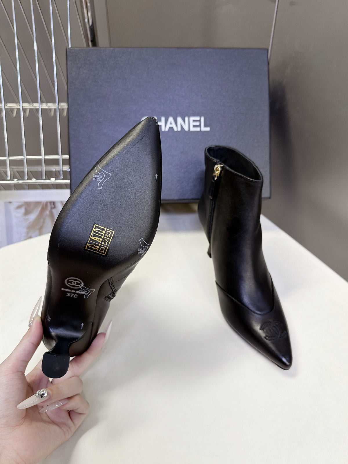 CC 26S Pointed Ankle Boots 5cm Black Smooth Leather 113934
