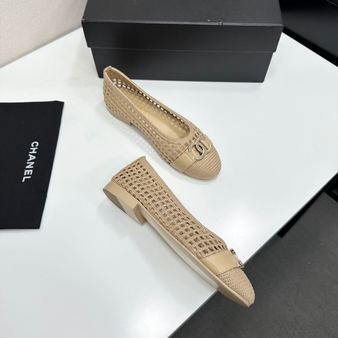 CC 26s Ballet Flat Beige Woven Raffia Mesh 925935