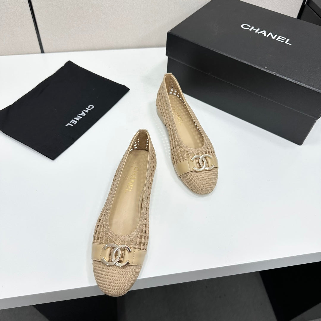 CC 26s Ballet Flat Beige Woven Raffia Mesh 925935