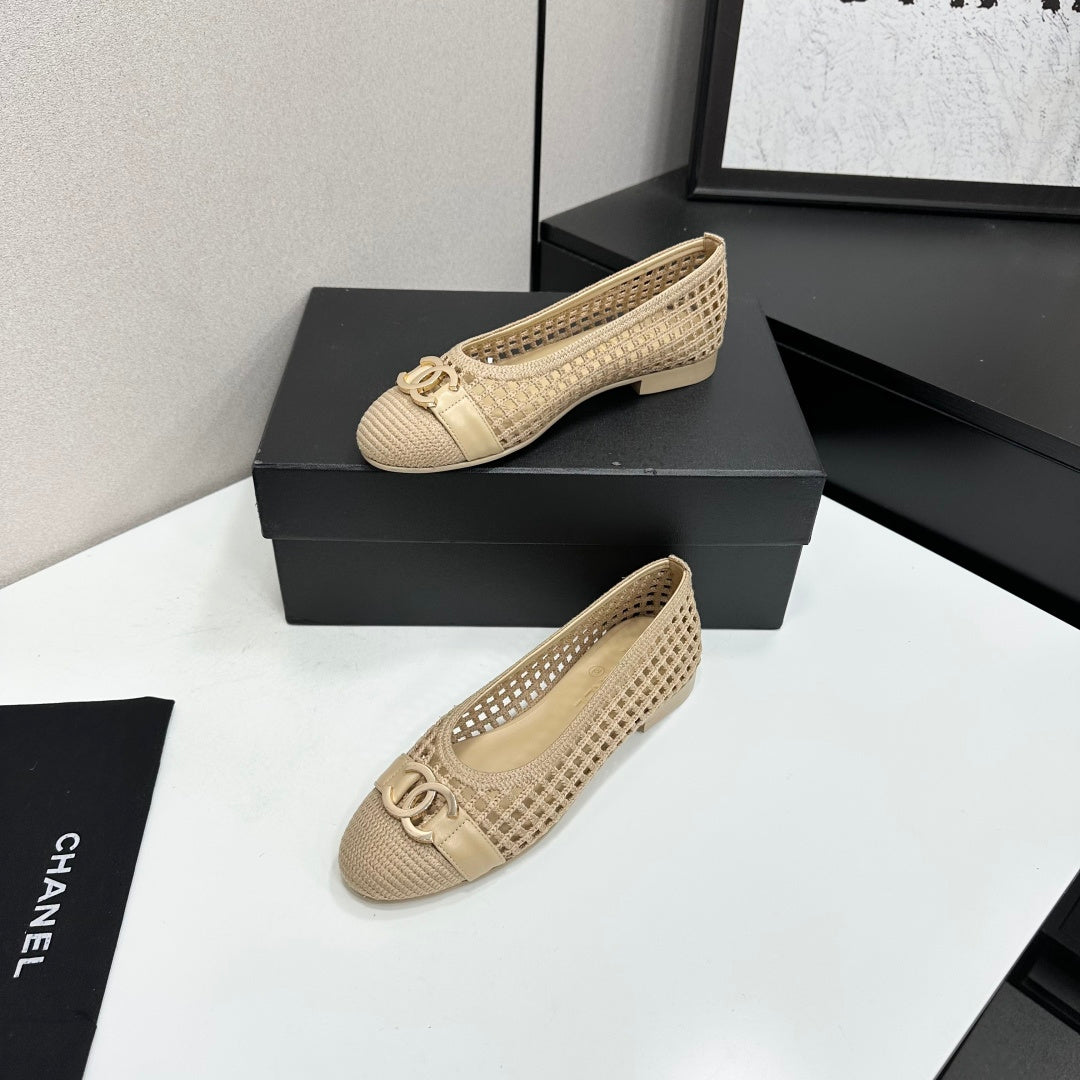 CC 26s Ballet Flat Beige Woven Raffia Mesh 925935