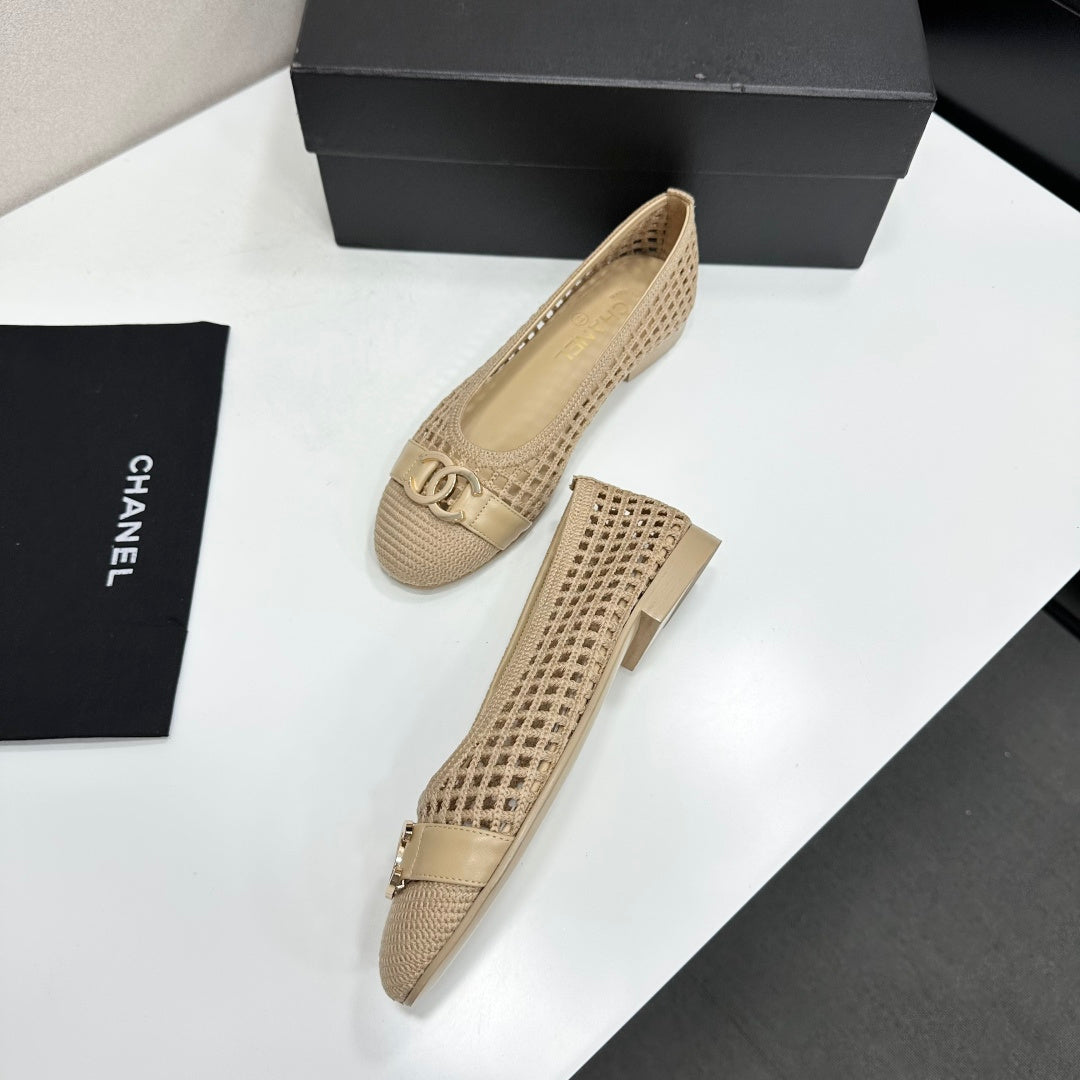 CC 26s Ballet Flat Beige Woven Raffia Mesh 925935