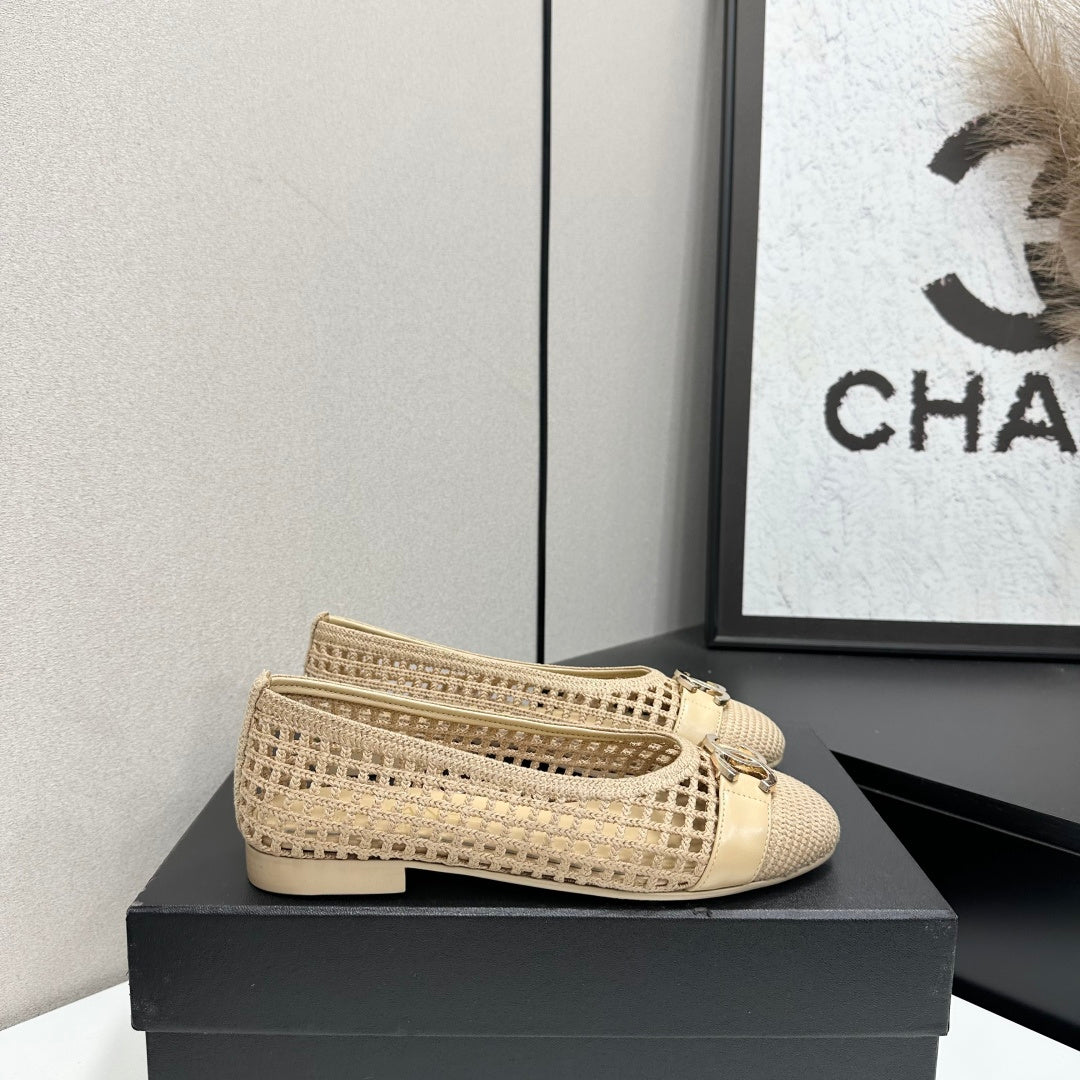 CC 26s Ballet Flat Beige Woven Raffia Mesh 925935
