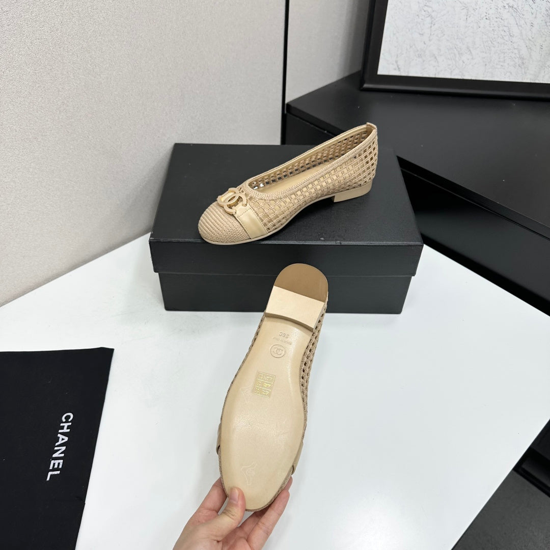 CC 26s Ballet Flat Beige Woven Raffia Mesh 925935