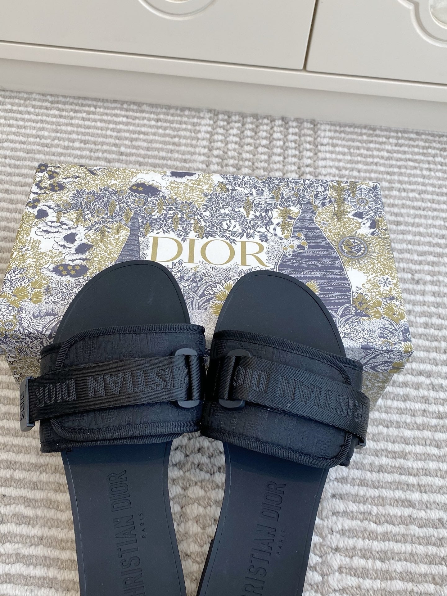 CD 26s Flat Slippers Black Canvas Rubber 648131