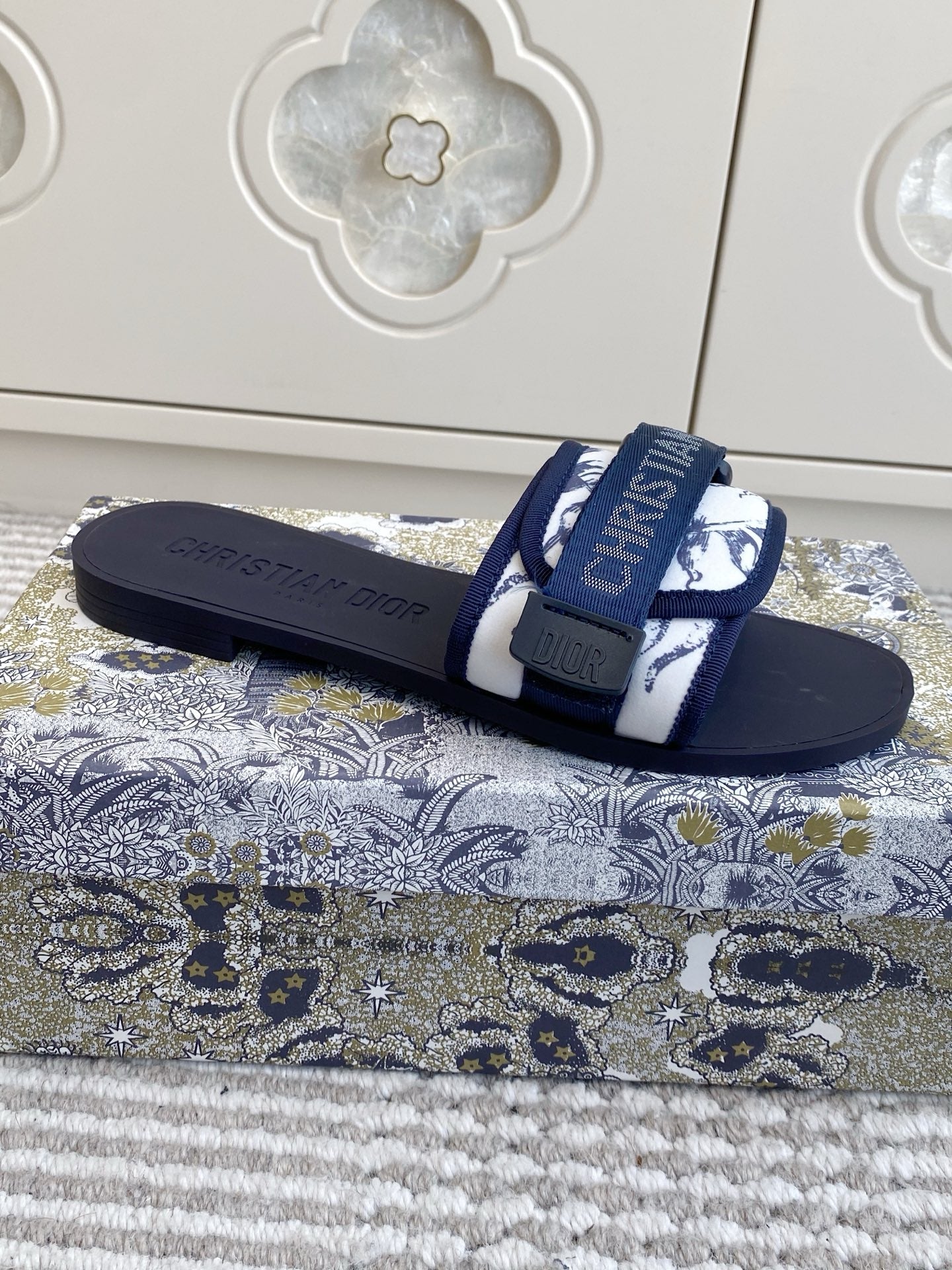CD 26s Flat Slippers Navy Blue Canvas Rubber 648134