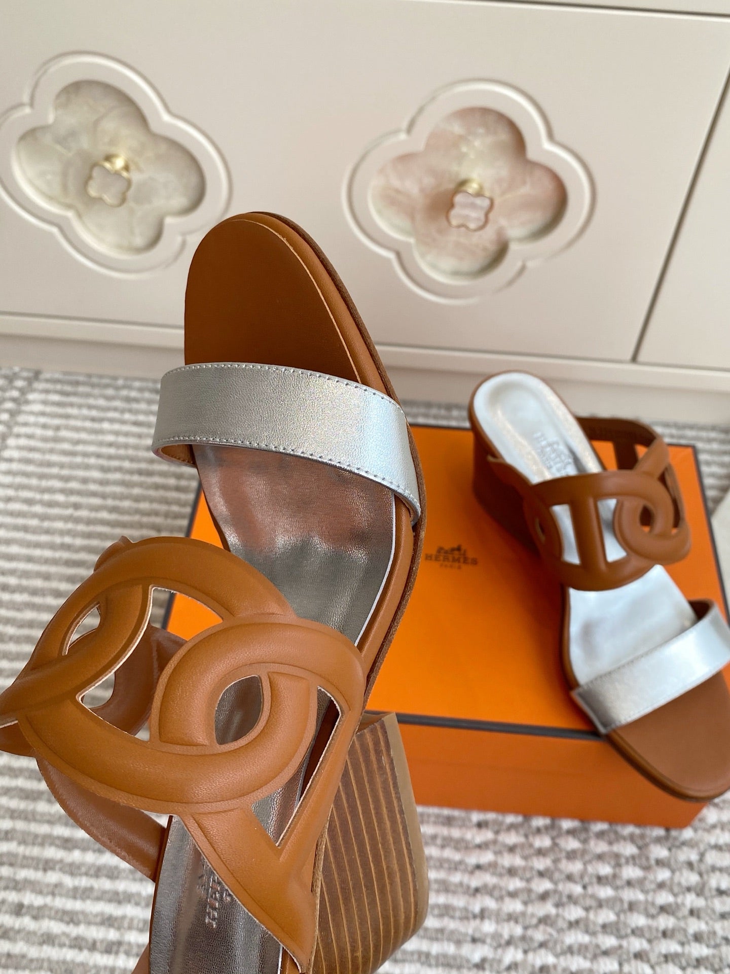 HM Lipari Sandal 7cm Tan Sliver Leather 776555