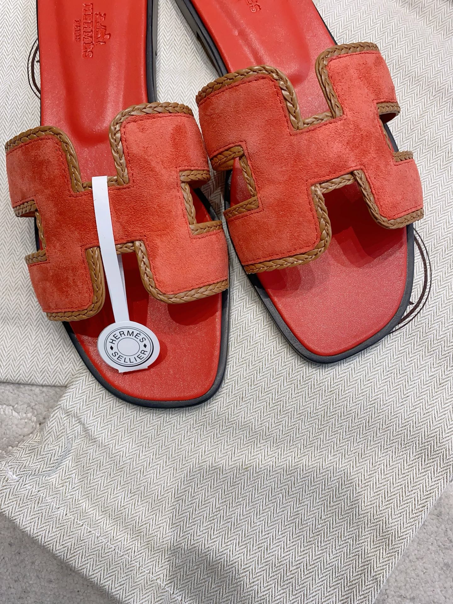 HM 26s Oran Sandal Red Suede Goatskin 724346
