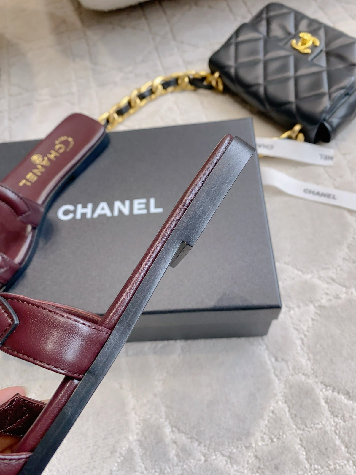 CC Logo Flat Sandals Burgundy Embossed Lambskin 906320