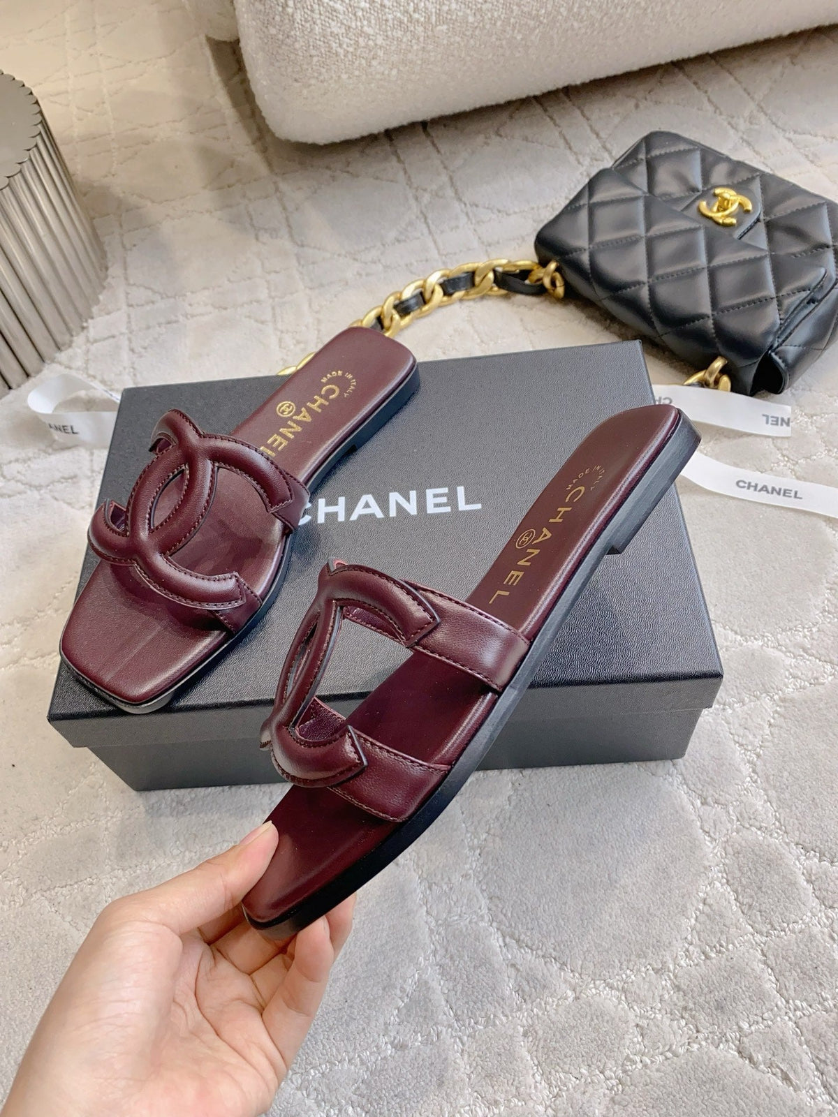 CC Logo Flat Sandals Burgundy Embossed Lambskin 906320