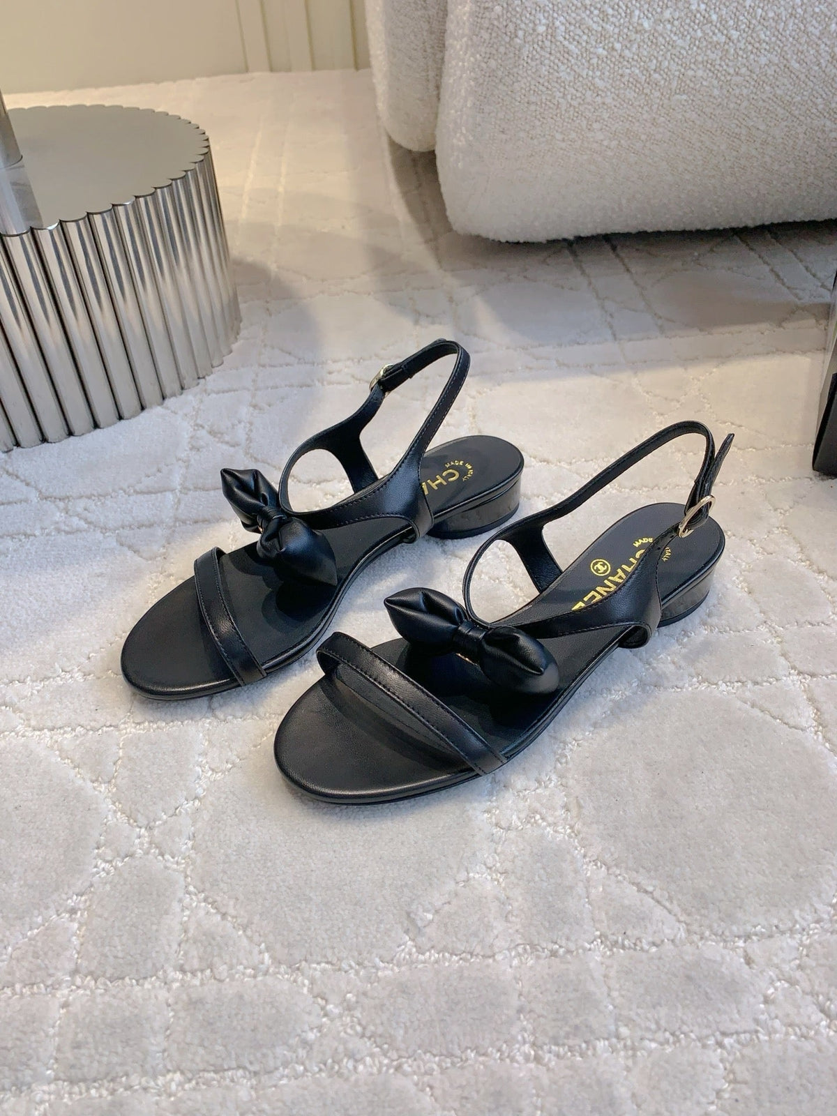 CC 26s Bow-Tie Flat Sandals Black Lambskin 906128
