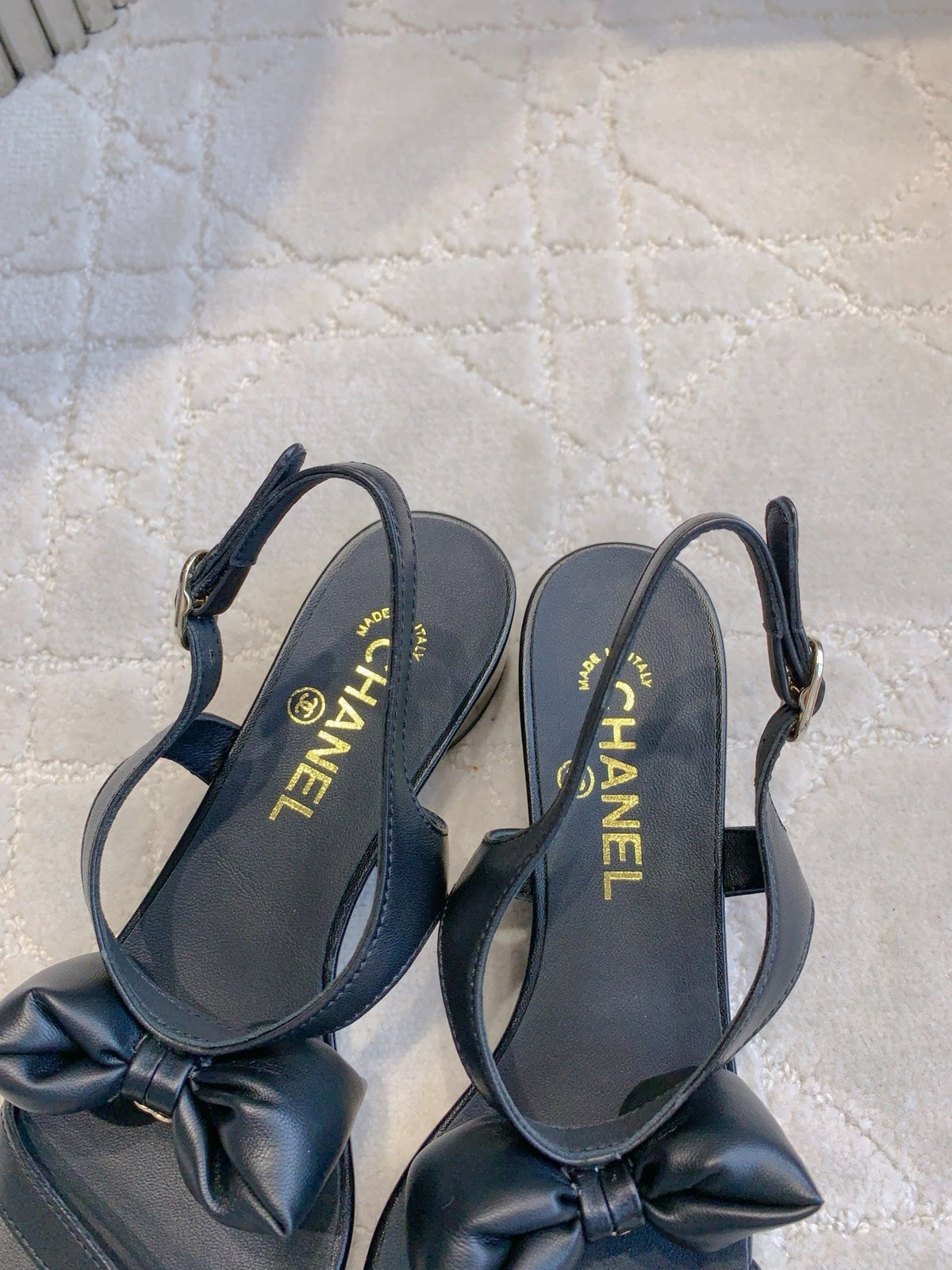 CC 26s Bow-Tie Flat Sandals Black Lambskin 906128