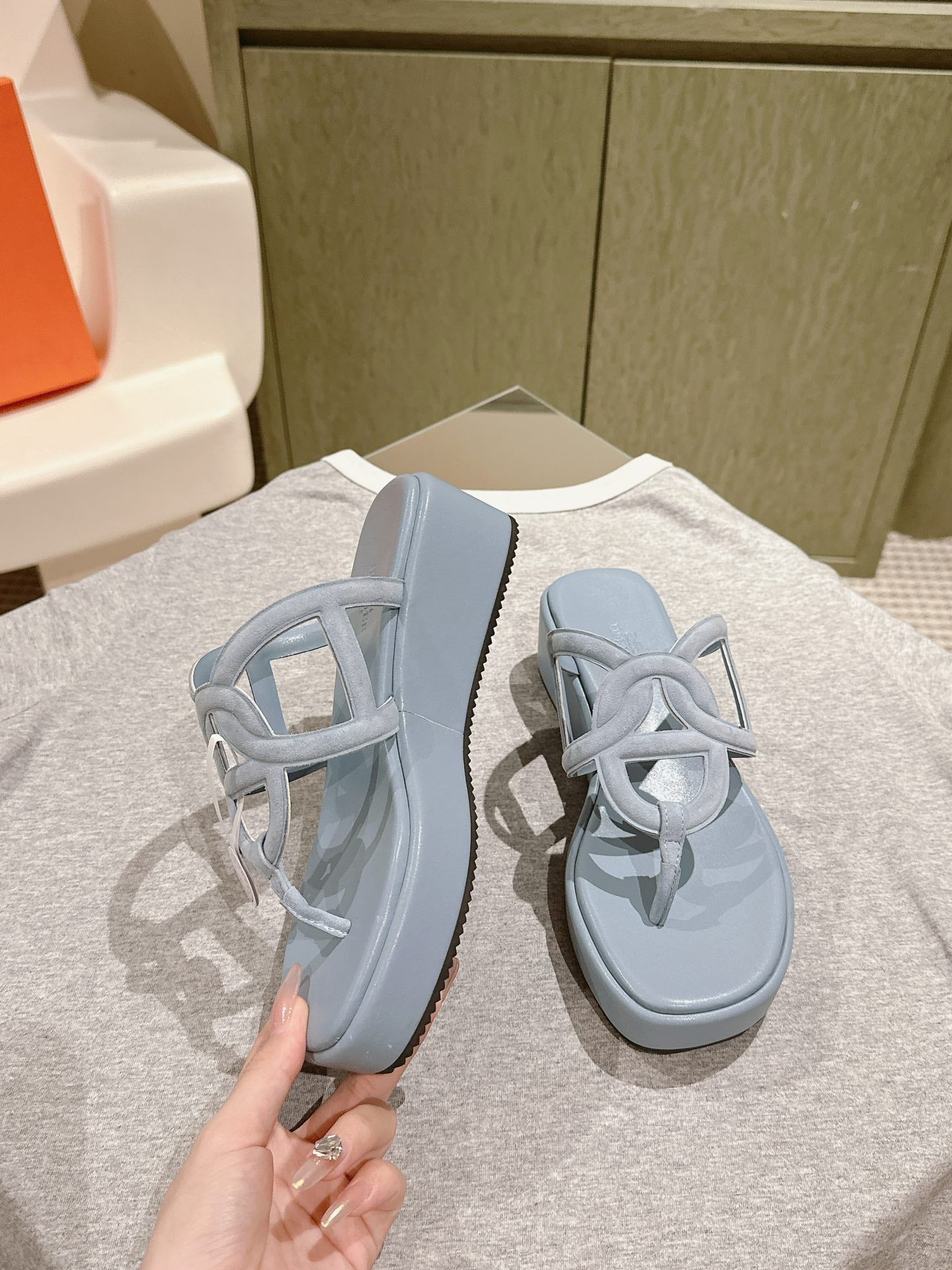 HM  Gipsy  Sandals 50mm Blue Sheepskin 484750