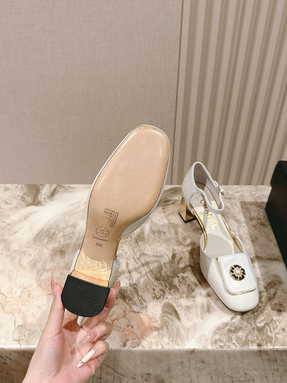 CC 26s Mary Jane Sandals 65 White Sheepskin 658472