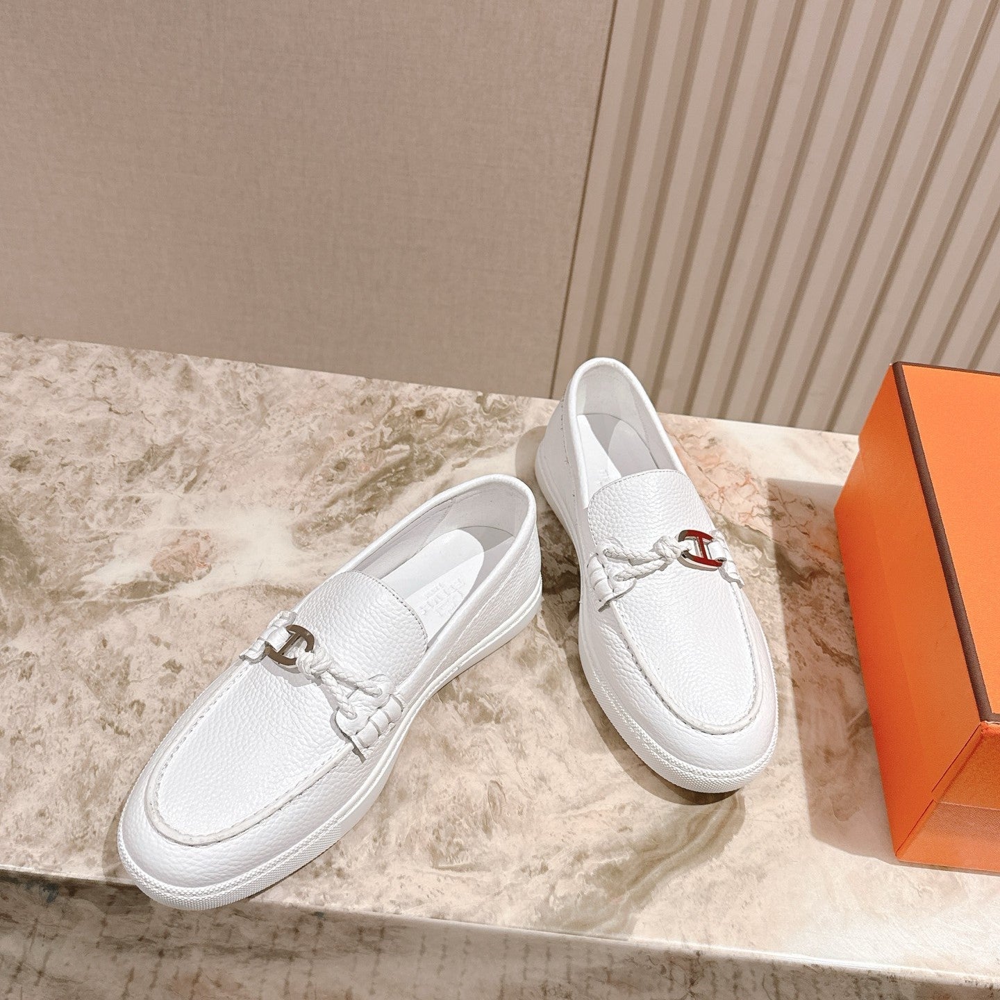 HM 25s Ignacio Loafer White Grain Leather Rubber 445336